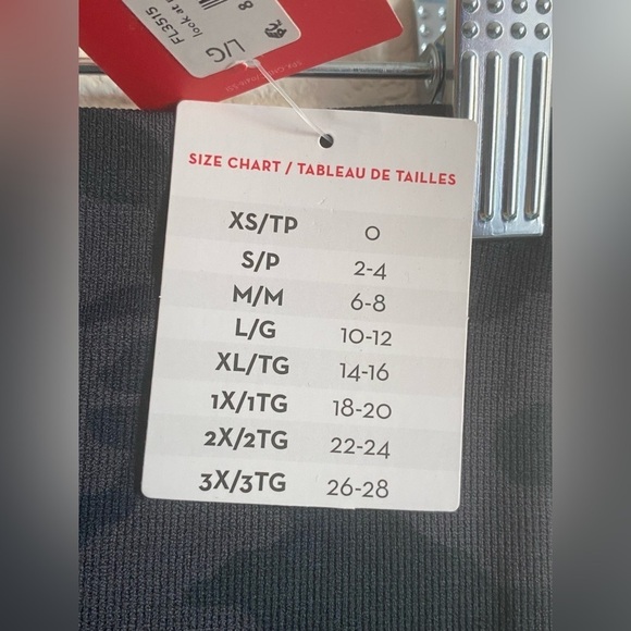 Spanx Look At Me Now Full Length Leggings in Black Camo - New with tags - Picture 7 of 12